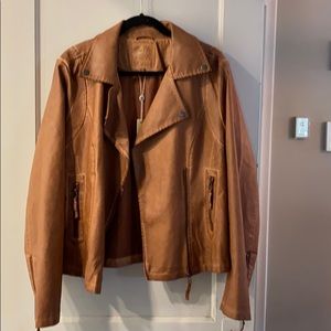 MAX studio leather jacket